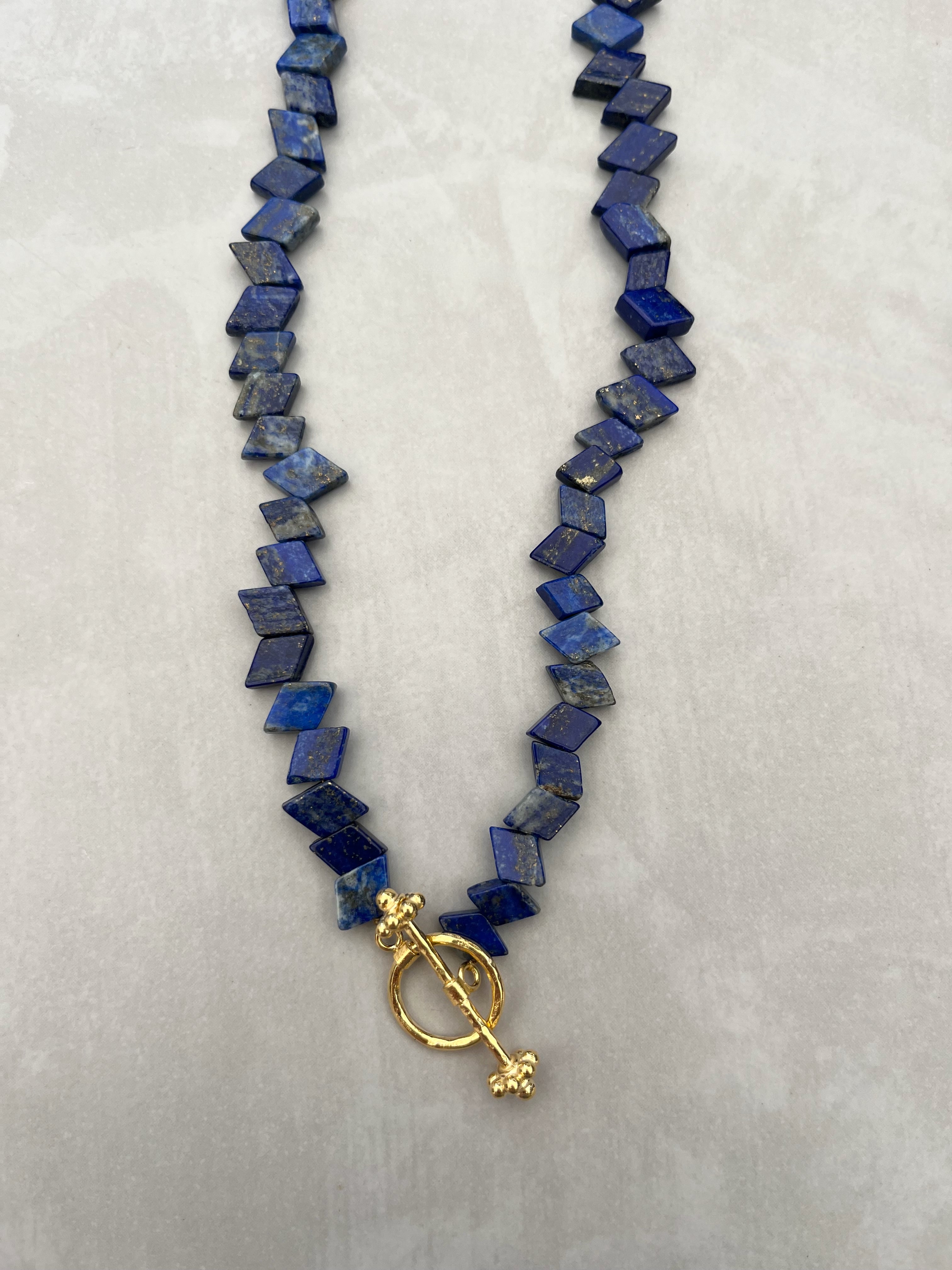 Sterling silver blue lapis online lazuli toggle clasp necklace