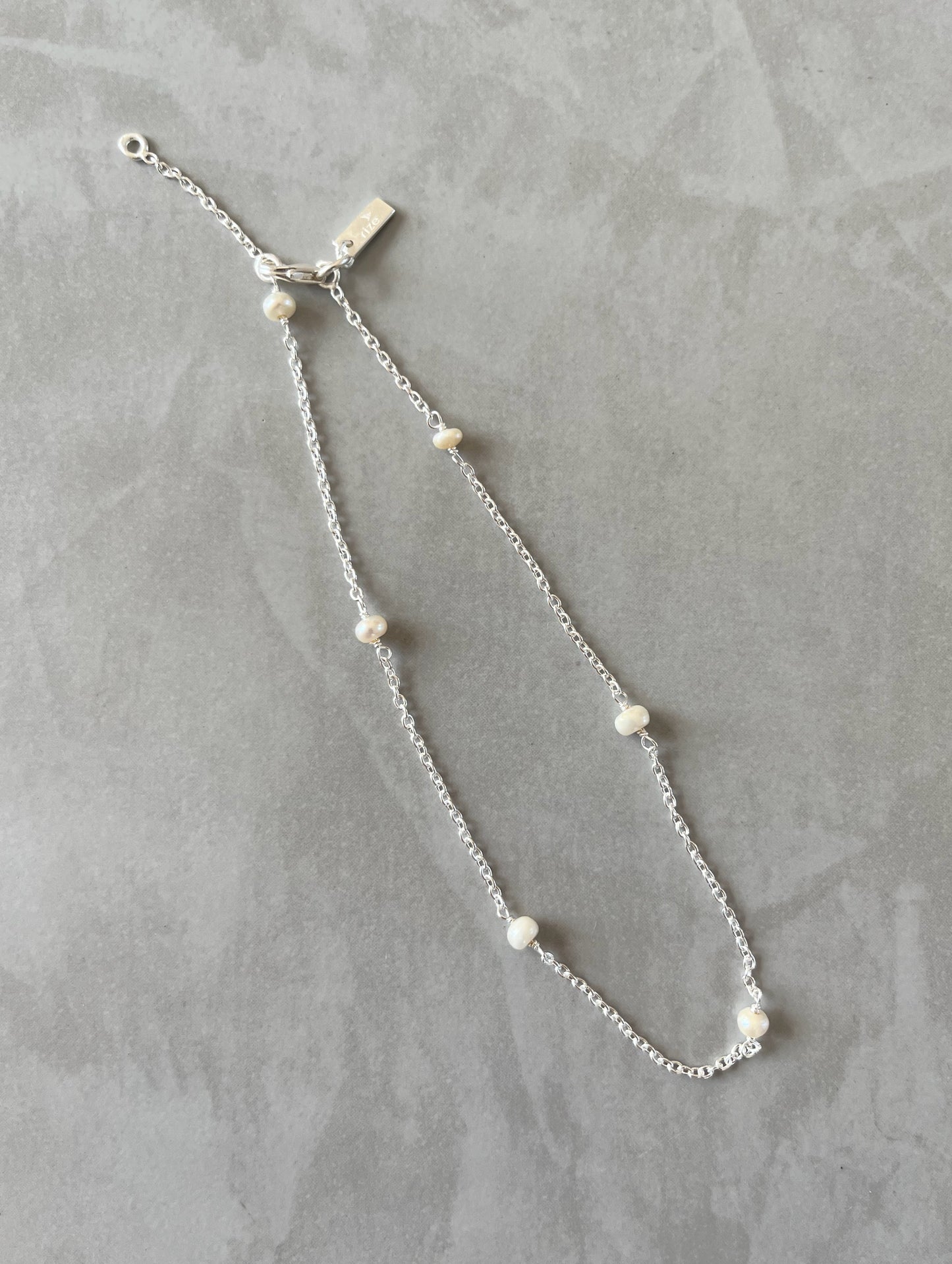 Jewellery Gift Ideas | Minimal Pearl Anklet